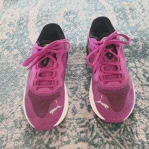 Puma Run Nitro sz 6 almost new